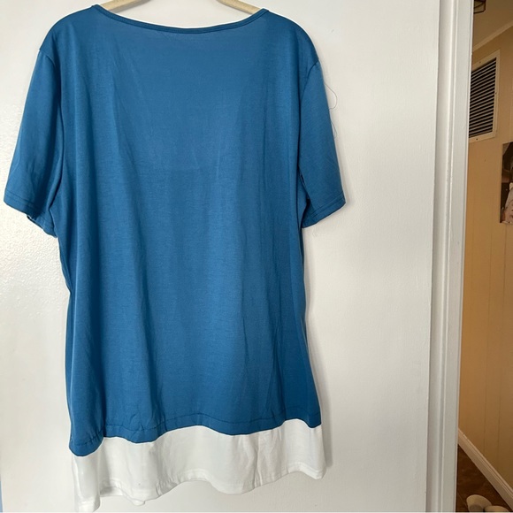 Women’s aqua  tunic - Picture 1 of 5